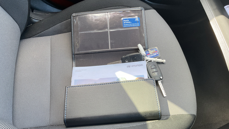 Hyundai i20 1.2 MPi Play 5dr Petrol Hatchback